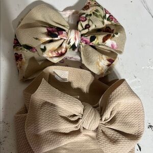 Little Lopers Floral and Beige Bow Headbands